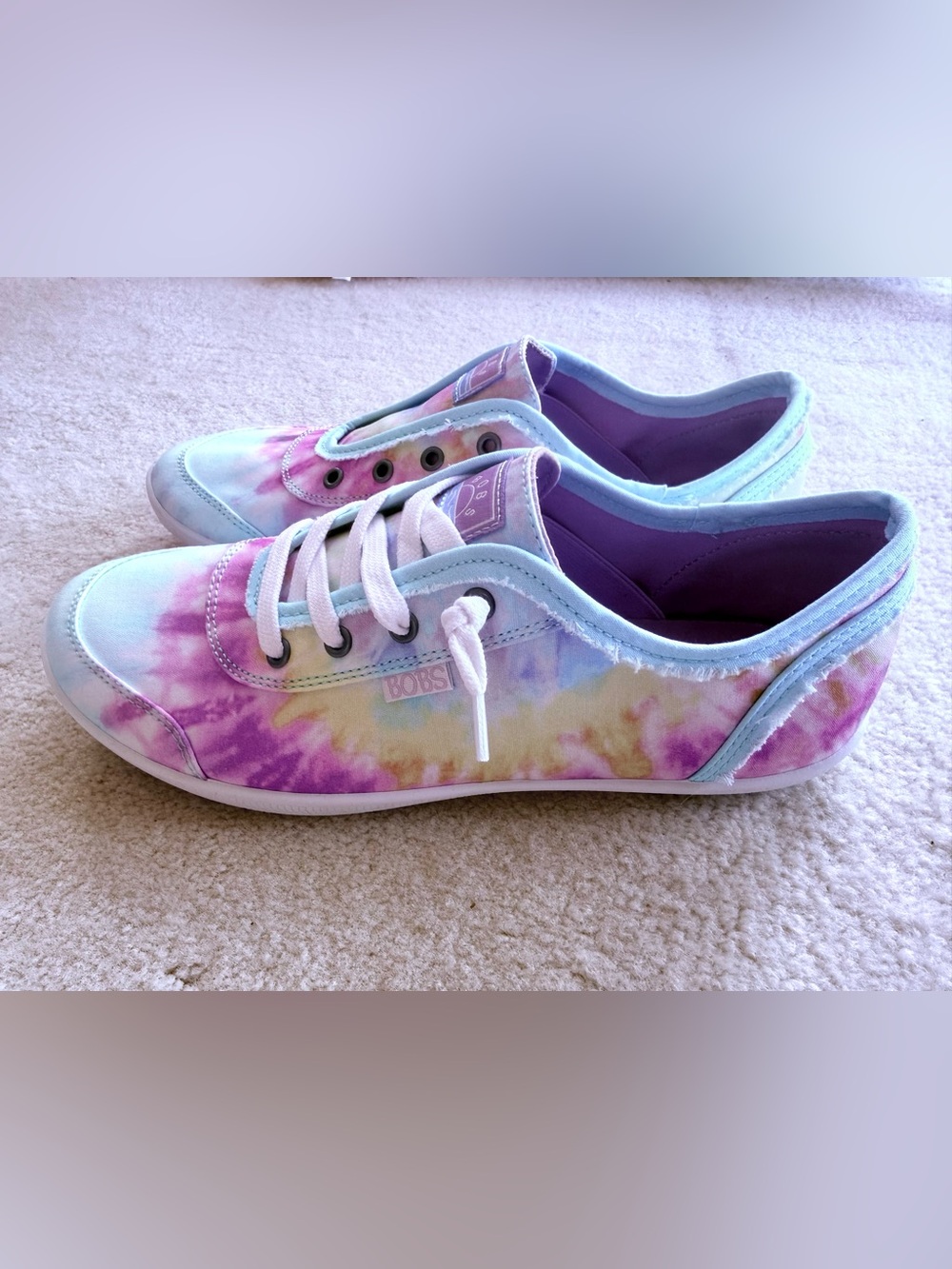 Skechers BOBS Women’s Tie-Dye Slip-On Sneakers - Pastel Colours Size 9 NWOT